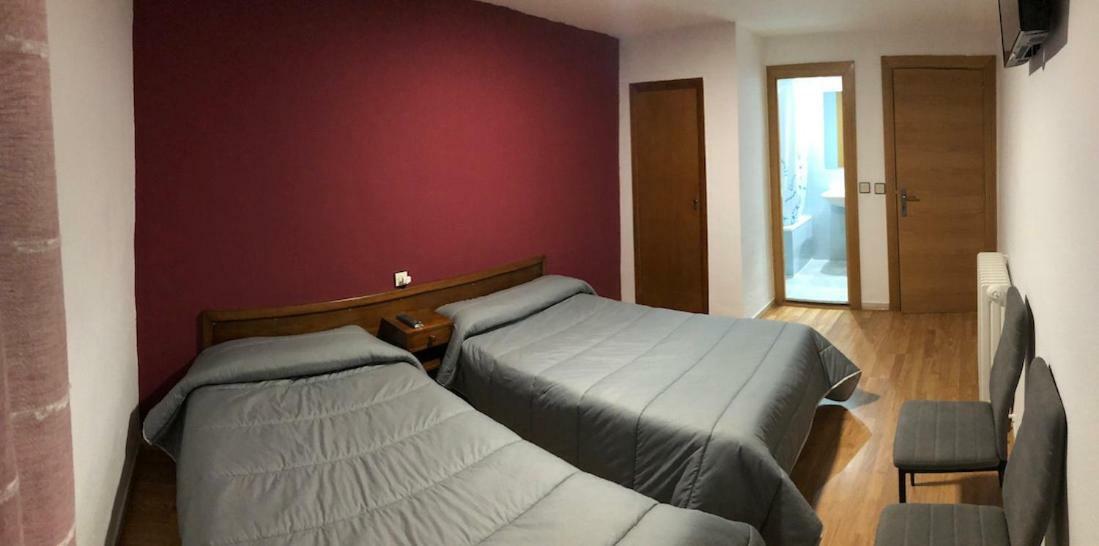 Hostal El Arco Almazán Kültér fotó